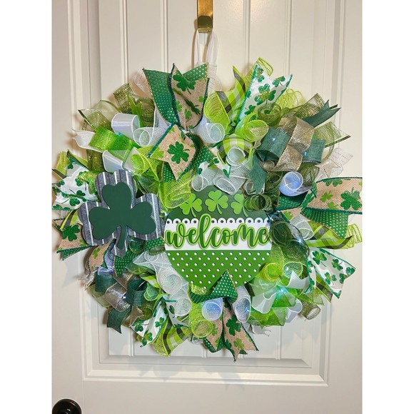Handmade St. Patrick’s Welcome Ribbon Prelit Wreath 22 ins LED W6 - Picture 8 of 9